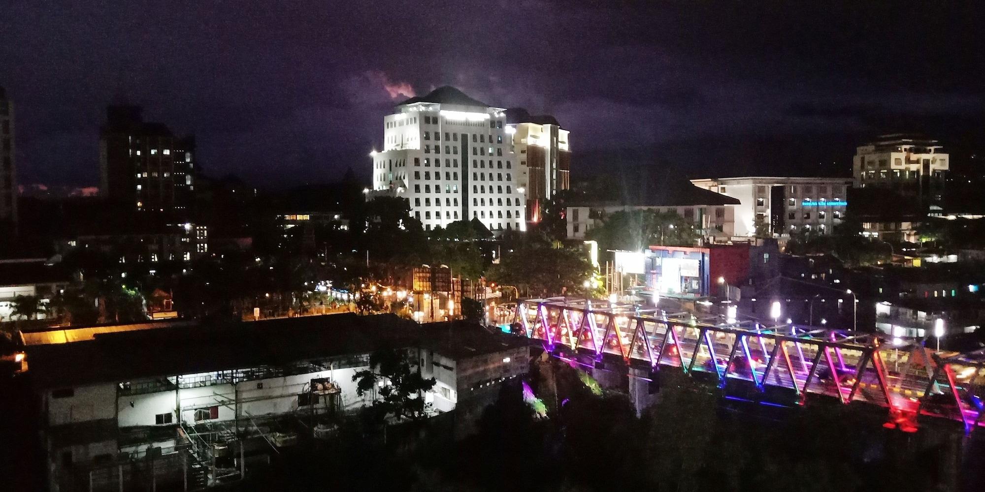 Everyday Smart Hotel - Malang Exterior foto