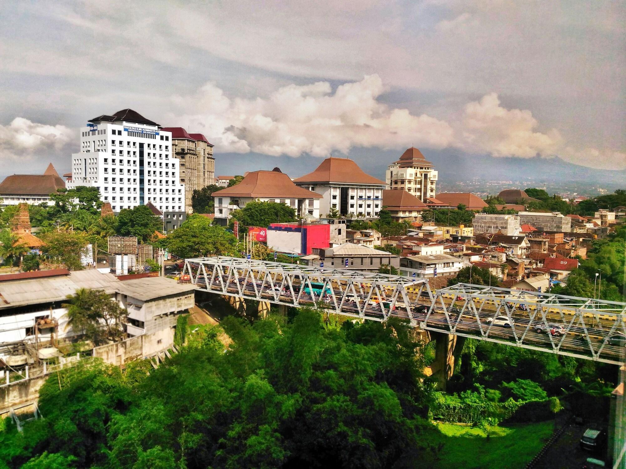 Everyday Smart Hotel - Malang Exterior foto