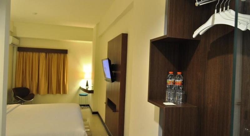 Everyday Smart Hotel - Malang Exterior foto